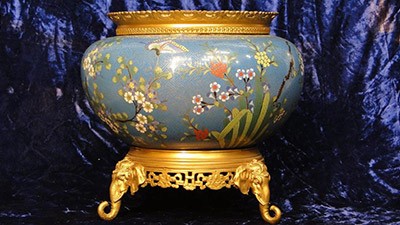 Brocante à Saint-Etienne Charpille et Grange : vase chinois